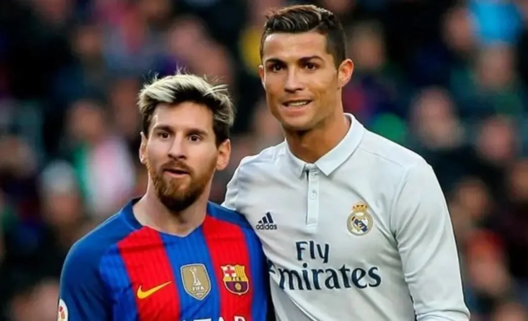 Messi có một cái nhìn toàn diện và một sự đa dạng trong kỹ năng và cách tiếp cận trò chơi mà Ronaldo không thể sánh kịp
