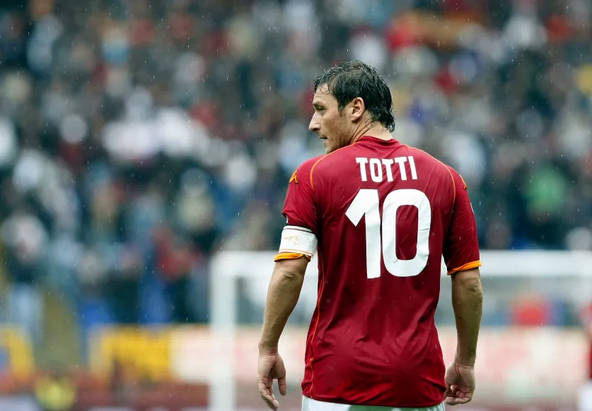 Anh là một hình mẫu, một nguồn cảm hứng cho nhiều thế hệ cầu thủ trẻ của Roma và khắp nơi trên thế giới. 