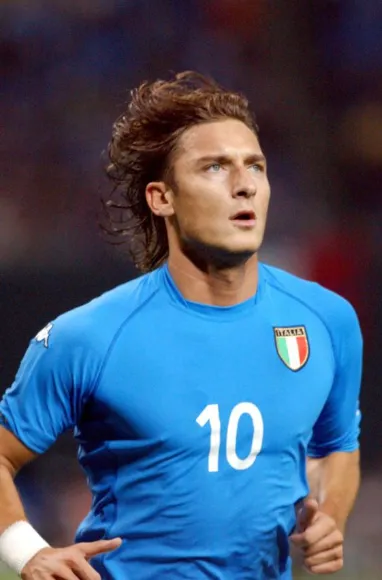Totti là một phần không thể thiếu của bản sắc và di sản của Roma. 